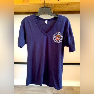 AMERICAN APPAREL FDNY VNeck T-Shirt Men’s/Unisex S